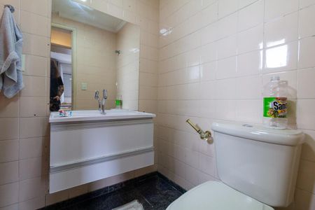 Apartamento para alugar com 58m², 2 quartos e 2 vagasBanheiro