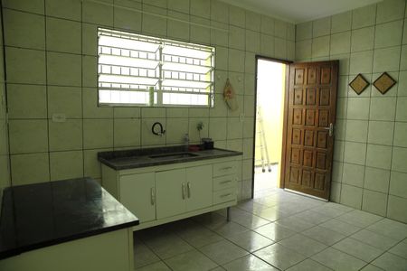 Casa para alugar com 125m², 2 quartos e 2 vagasCozinha