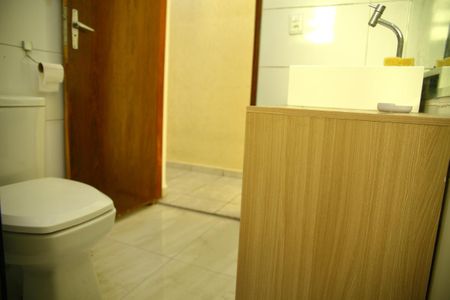 Casa para alugar com 125m², 2 quartos e 2 vagasBanheiro Social