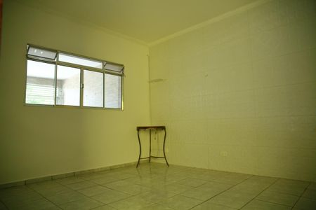 Casa para alugar com 125m², 2 quartos e 2 vagasSala