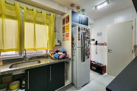 Apartamento à venda com 130m², 3 quartos e 2 vagas Apartamento à venda com 130m², 3 quartos e 2 vagasCozinha