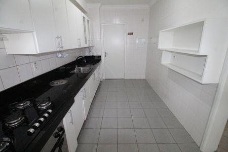Apartamento para alugar com 105m², 3 quartos e 2 vagasCozinha