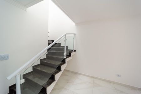 Casa à venda com 99m², 3 quartos e 2 vagasSala