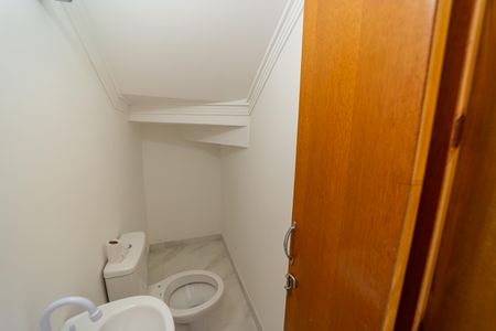 Casa à venda com 99m², 3 quartos e 2 vagasLavabo