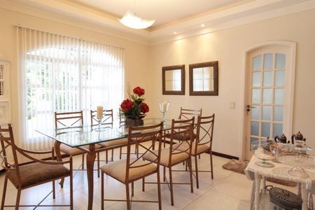 Casa à venda com 5 quartos, 440m² em Santo Antônio, Niterói