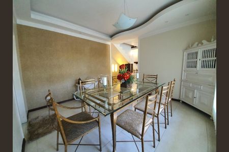 Casa à venda com 5 quartos, 440m² em Santo Antônio, Niterói