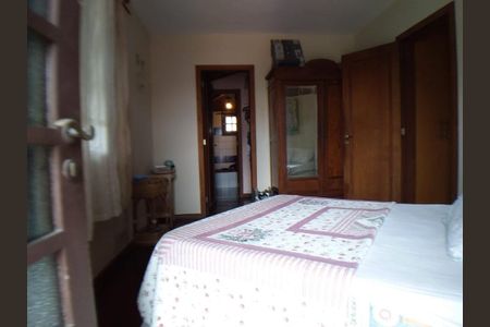 Casa à venda com 4 quartos, 144m² em Badu, Niterói