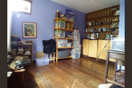 Casa à venda com 4 quartos, 144m² em Badu, Niterói