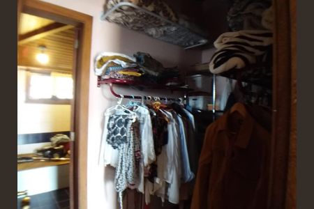 Casa à venda com 4 quartos, 144m² em Badu, Niterói