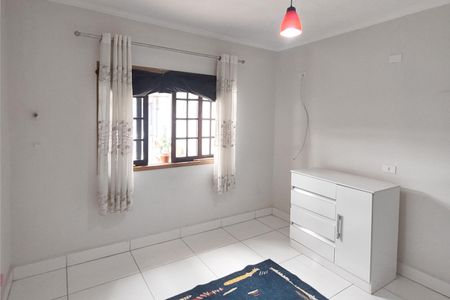 Casa à venda com 100m², 4 quartos e 2 vagasQuarto 1