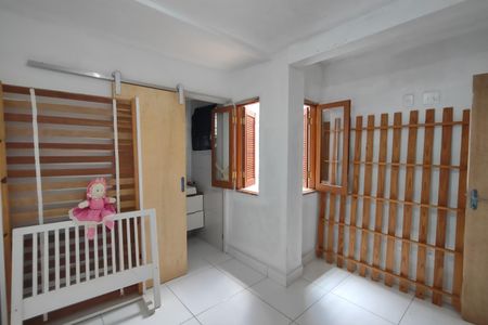 Casa à venda com 100m², 4 quartos e 2 vagasSuíte 1