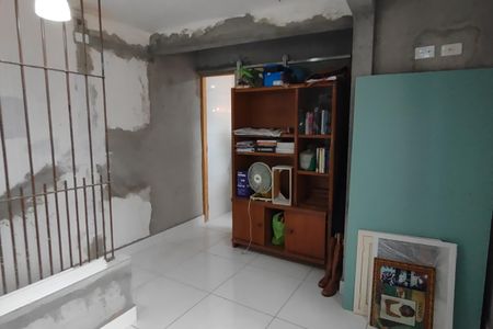 Casa à venda com 100m², 4 quartos e 2 vagasSuíte 2