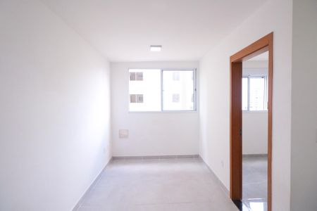 Sala de apartamento para alugar com 2 quartos, 37m² em Vila Palmares, São Caetano do Sul
