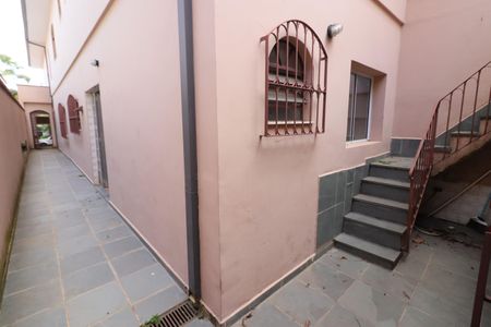 Casa para alugar com 320m², 4 quartos e 2 vagasÁrea de Serviço