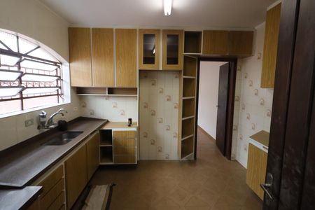 Casa para alugar com 320m², 4 quartos e 2 vagasCozinha