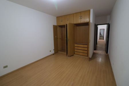 Casa para alugar com 320m², 4 quartos e 2 vagasSuíte 1