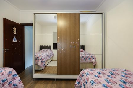 Casa à venda com 121m², 3 quartos e 3 vagas Casa à venda com 121m², 3 quartos e 3 vagasQuarto 2