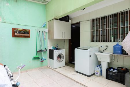 Casa à venda com 121m², 3 quartos e 3 vagas Casa à venda com 121m², 3 quartos e 3 vagasÁrea de Serviço