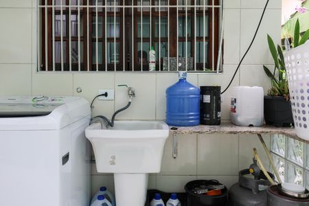 Casa à venda com 121m², 3 quartos e 3 vagas Casa à venda com 121m², 3 quartos e 3 vagasÁrea de Serviço