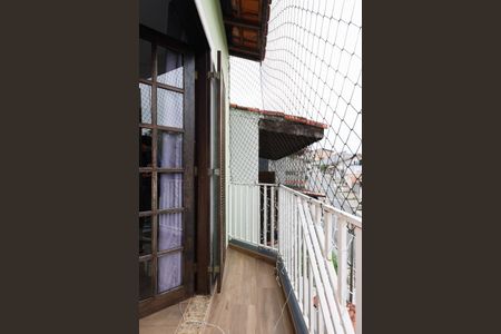 Casa à venda com 121m², 3 quartos e 3 vagas Casa à venda com 121m², 3 quartos e 3 vagasSuíte