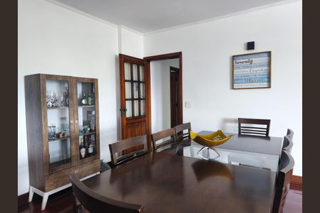 Apartamento à venda com 164m², 3 quartos e 2 vagasSala