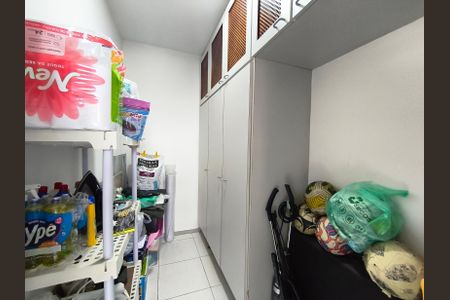 Apartamento à venda com 164m², 3 quartos e 2 vagasDespensa