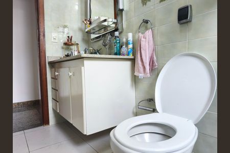 Apartamento à venda com 164m², 3 quartos e 2 vagasBanheiro 2