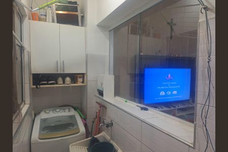 Apartamento à venda com 76m², 2 quartos e sem vagaÁrea de Serviço