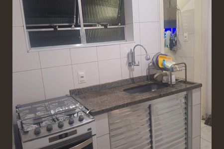 Apartamento à venda com 76m², 2 quartos e sem vagaCozinha 