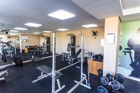 Apartamento à venda com 96m², 3 quartos e 2 vagas Apartamento à venda com 96m², 3 quartos e 2 vagasÁrea comum - Academia