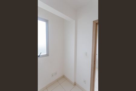 Apartamento à venda com 96m², 3 quartos e 2 vagas Apartamento à venda com 96m², 3 quartos e 2 vagasQuarto de Serviço
