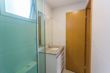 Apartamento à venda com 96m², 3 quartos e 2 vagas Apartamento à venda com 96m², 3 quartos e 2 vagasBanheiro da Suíte