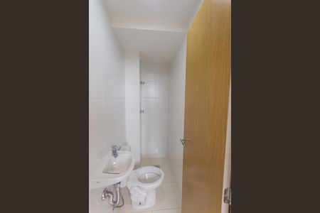 Apartamento à venda com 96m², 3 quartos e 2 vagas Apartamento à venda com 96m², 3 quartos e 2 vagasBanheiro de serviço