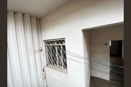 Casa à venda com 140m², 2 quartos e 2 vagas