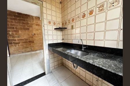 Casa à venda com 140m², 2 quartos e 2 vagas