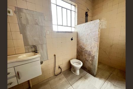 Casa à venda com 140m², 2 quartos e 2 vagas