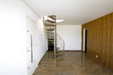 Sala de apartamento para alugar com 3 quartos, 158m² em Padre Eustáquio, Belo Horizonte