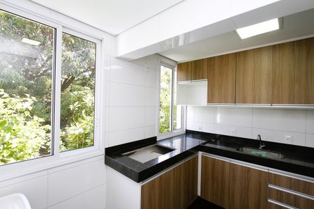 Apartamento para alugar com 158m², 3 quartos e 3 vagasCozinha