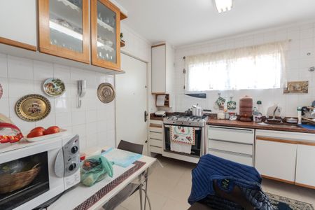 Apartamento à venda com 107m², 4 quartos e 1 vagaCozinha