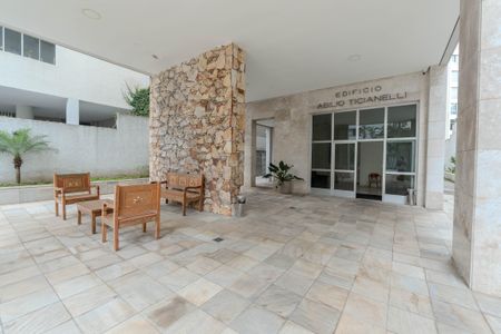 Apartamento à venda com 107m², 4 quartos e 1 vagaÁrea comum