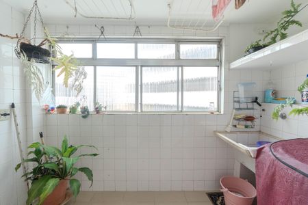 Apartamento à venda com 107m², 4 quartos e 1 vagaÁrea de Serviço