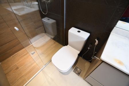 Apartamento à venda com 71m², 2 quartos e 1 vagaBanheiro Suíte