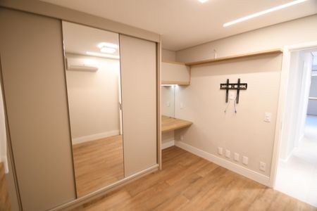 Apartamento à venda com 71m², 2 quartos e 1 vagaQuarto 1