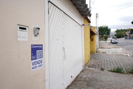 Casa à venda com 260m², 3 quartos e 4 vagasFachada