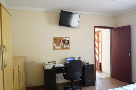 Casa à venda com 260m², 3 quartos e 4 vagasQuarto