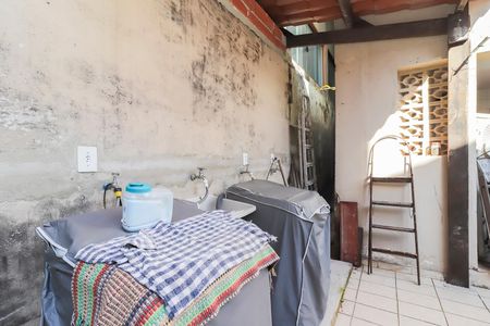 Casa para alugar com 70m², 1 quarto e sem vagaÁrea de Serviço