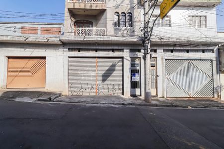 Casa para alugar com 70m², 1 quarto e sem vaga Casa para alugar com 70m², 1 quarto e sem vagaFachada