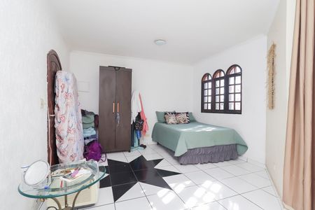 Quarto de casa para alugar com 1 quarto, 70m² em Jardim Cibele, São Paulo