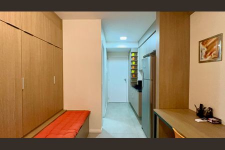 Sala de kitnet/studio à venda com 1 quarto, 28m² em Pinheiros, São Paulo