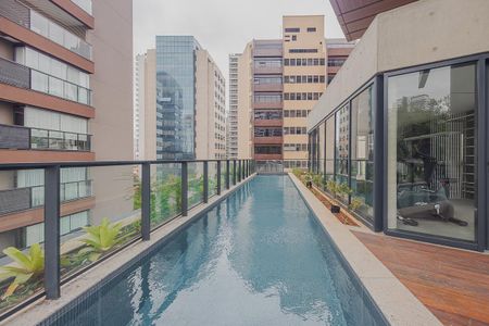 Apartamento à venda com 98m², 1 quarto e 1 vagaPiscina